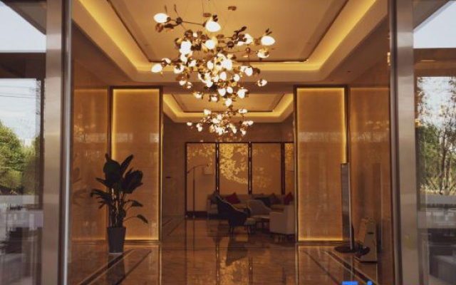 Huajin International Hotel