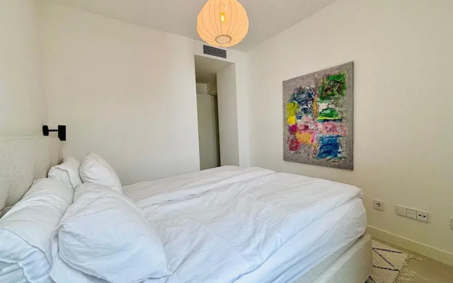 Apartment in Malaga With Pool Near the sea