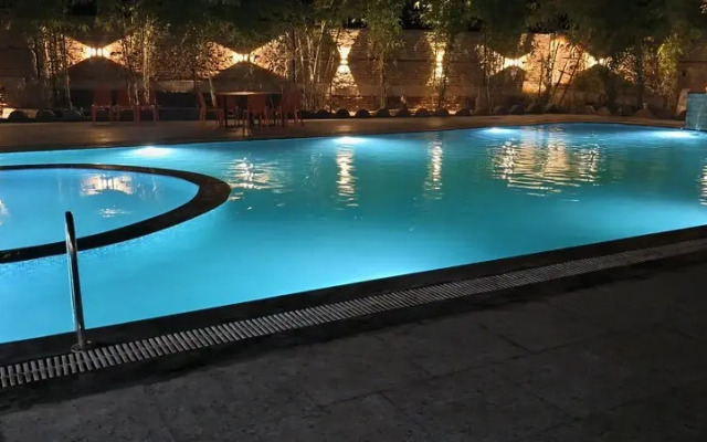 Bandhavgarh Tiger Resort
