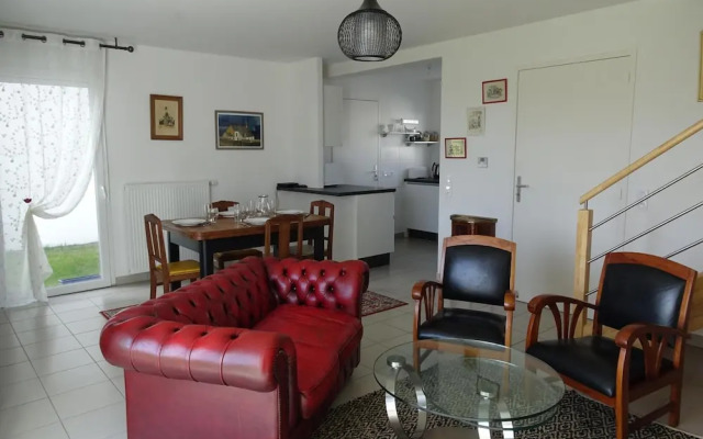 Comfortable Holiday Home With Garden, Near Beach