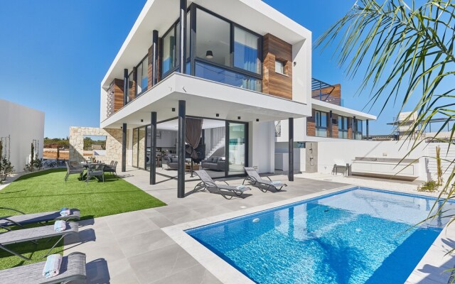 Protaras Elite Pearl Villa Ep4b