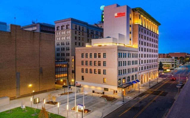 Hilton Garden Inn Flint Downtown