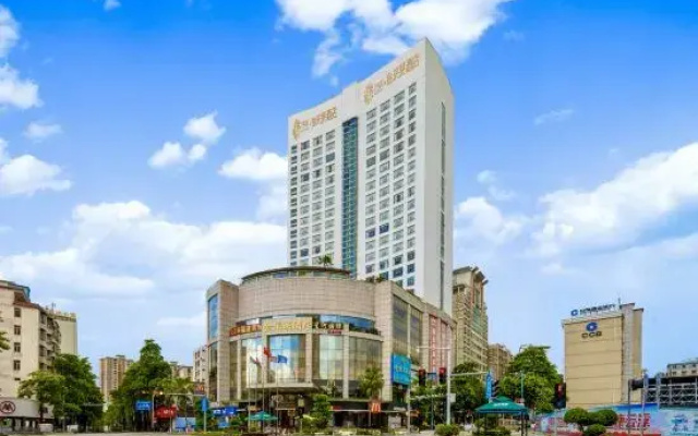 Floral Hotel · YunFu City King Royal Hotel