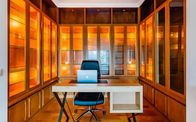 Estoril Riviera Apartments