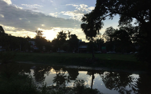 River Village Manor