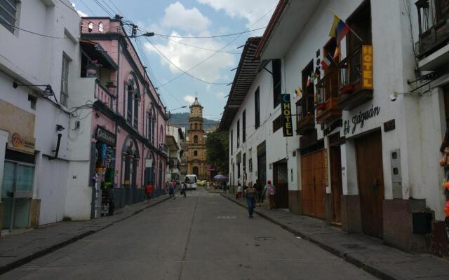 Hotel Agualuna