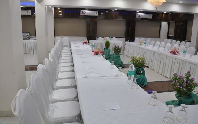 Hotel Savera