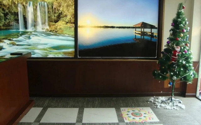 Hotel Bmk Grand By FabHotels