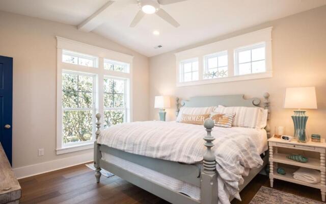 Oki Dokey by Oak Island Accommodations