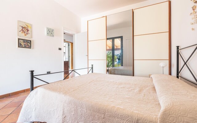 2753 Villa Evelin by Barbarhouse