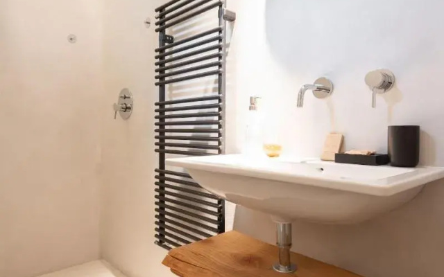 Officine Cavour Apartments