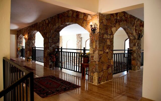 Paradise Garden Hotel