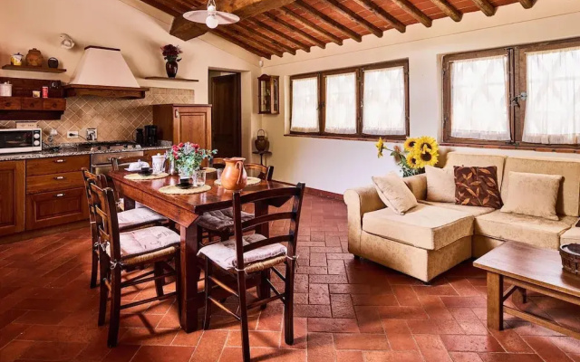 Tranquil Chianti Escape for 4