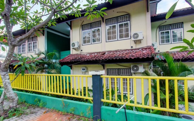 OYO 92001 Unram Guest House