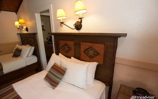 Zion Lodge