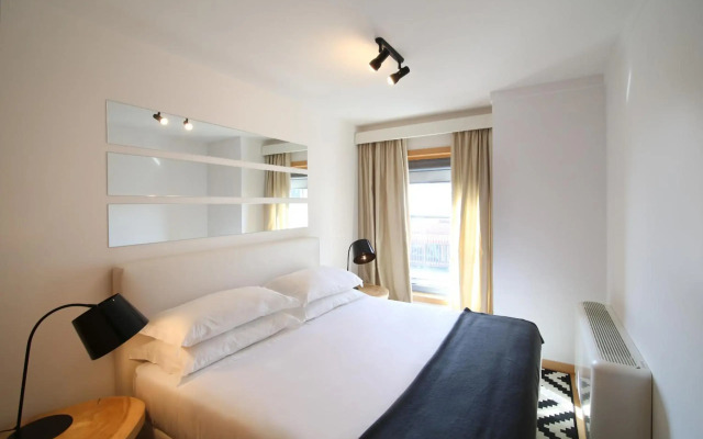 Panoramic Living