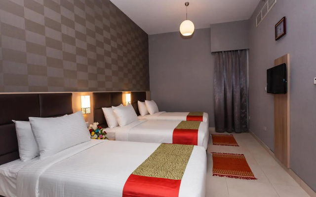 Florida Square Hotel