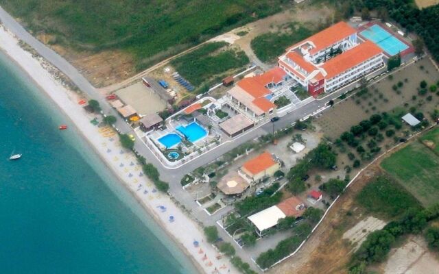 Zefiros Beach