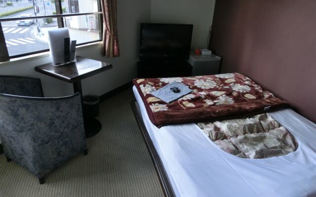 Biz Hotel Shiojiri Ekimae