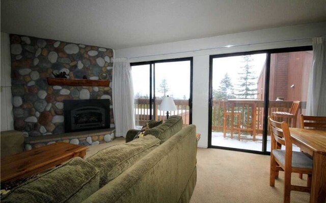 Mammoth Ski & Racquet Club #62