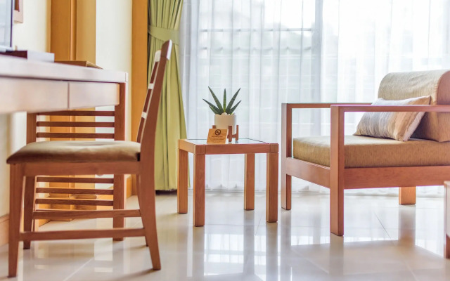 Green Mansion & Service Apartment