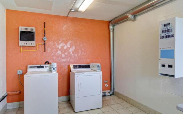 Motel 6 North Ridgeville, OH - Cleveland Intl Airport - N Ridgeville