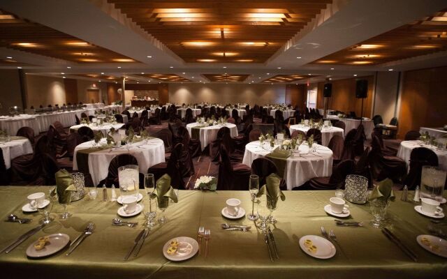 Edmonton Hotel and Convention Centre