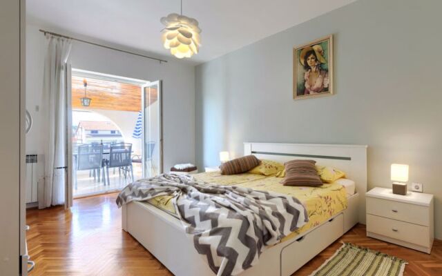 Apartment Ivanka Como