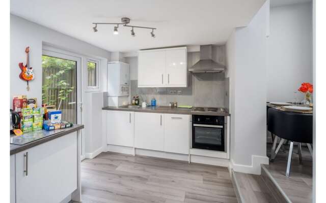 Luxurious 2 Bedroom serviced apartment