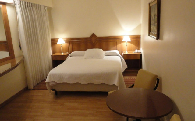 London Palace Hotel