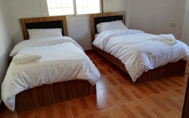 Jabal Bed & Breakfast