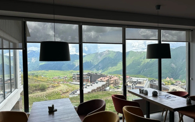 Gogi Resort
