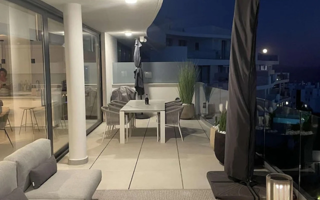 Huswell - Oceanview Stay in Higuer n West