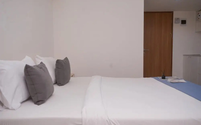 Warm And Simply Studio At Cisauk Point Apartment