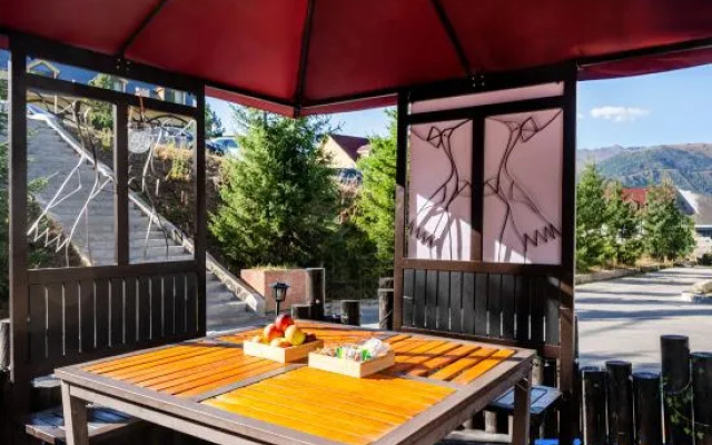 Kanas Love View Hotel