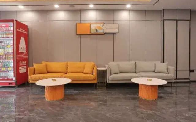 Atour Smart Hotel (Hangjin Houqi Branch)
