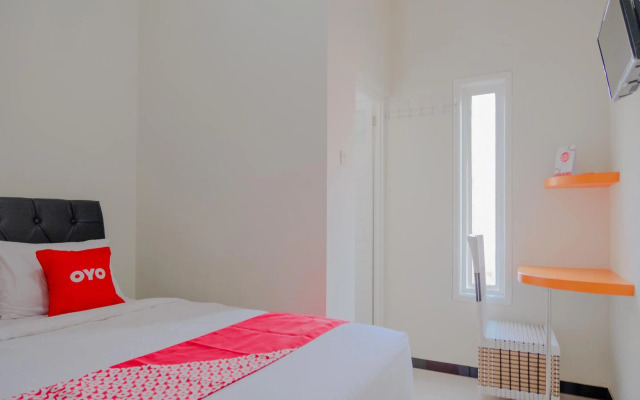 OYO 2376 Tiara Residence Syariah