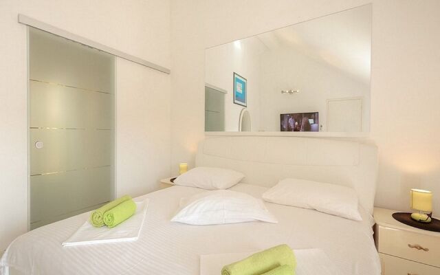 Heavenly Holiday Home