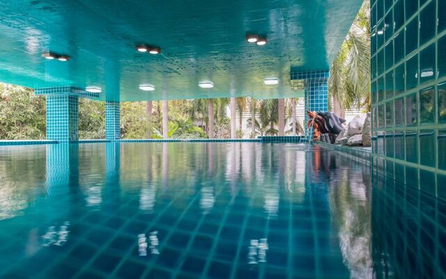 iCheck Inn Residences Sathorn