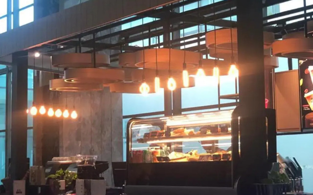 Anara Airport Hotel