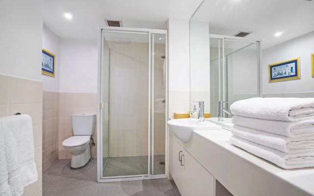 Beau Monde Apartments Newcastle - Worth Place Apartment