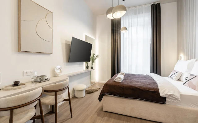 Oasis Luxe Boutique Suites by BQA