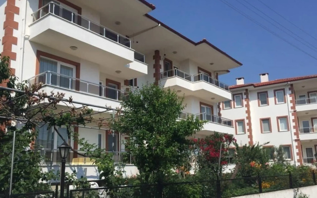 Ugurevler Apart