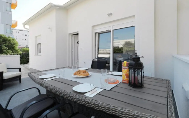 Luxury Apartment Bella