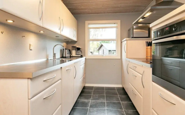 6 Person Holiday Home in Hals-by Traum