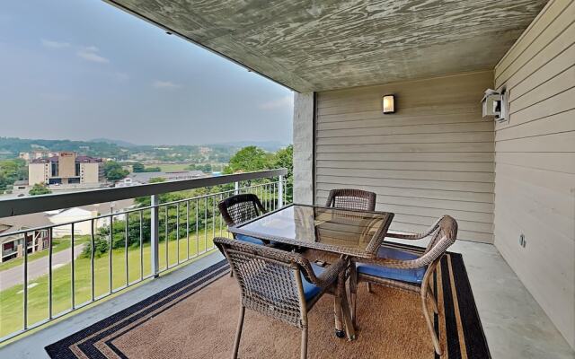 Whispering Pines by Vtrips