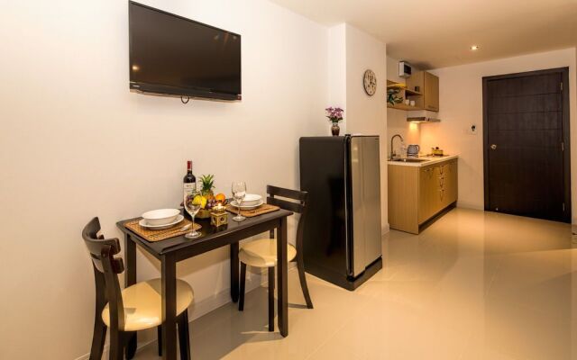 Bayshore Oceanview Apartment F11-f12