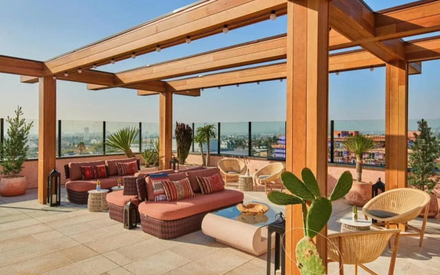 Hollywood Volume, a Tribute Portfolio Hotel