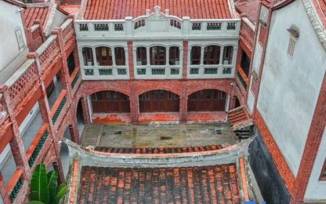 Xiyue Minnan Courtyard Hotel