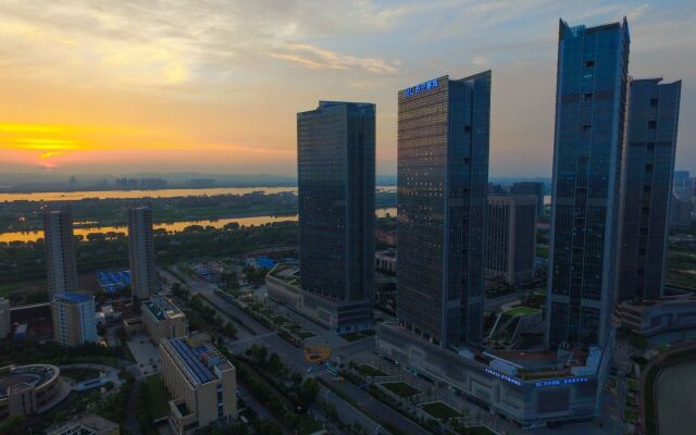 Auraya by Suning Nanjing Hexi